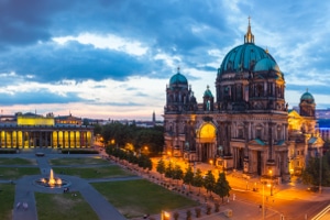 Berlin unterstützt Unternehmer, Selbstständige und Freiberufler mit den Programmen Schulden-Soforthilfe I und II.