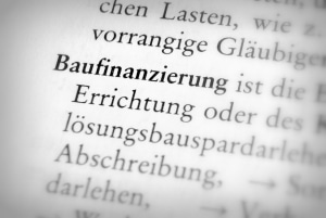 Bei der Finanzierung mit Bausparvertrag können Sie von staatlichen Zuschüssen profitieren.