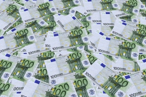 Wesentliche Fragen zur Grundrente betreffen u. a. deren Finanzierung und bürokratische Hürden.