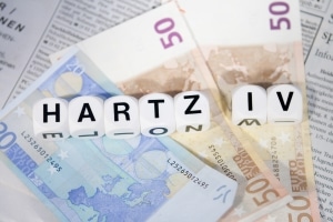 Kredit trotz Insolvenz: Hartz-4-Empfänger haben es bei der Bank oft besonders schwer.