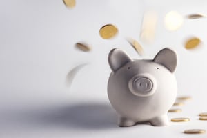Online-Kredite sind im Vergleich zu Darlehen einer Bankfiliale weitaus günstiger.