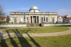 Öffentliche, staatliche und gemeinnützige Organisationen bieten die Schuldnerberatung in Göttingen kostenlos an.