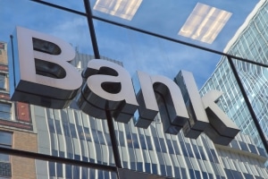 Häufig verlangt eine Bank eine Sicherungsabtretung, bevor sie einen Kredit vergibt.