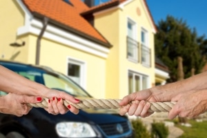 Mein Haus, mein Auto, mein Boot? Wenn zwei sich streiten, freut sich der Dritte - nach der Teilungsversteigerung