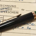 Gläubiger benötigen einen Titel für die Zwangsvollstreckung. Eine einfache Rechnung oder Mahnung genügt hierfür nicht.