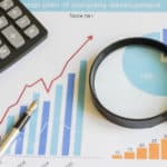 Die vorübergehende Umstrukturierung im Unternehmen meint eine Neuausrichtung, um eine Insolvenz zu vermeiden.